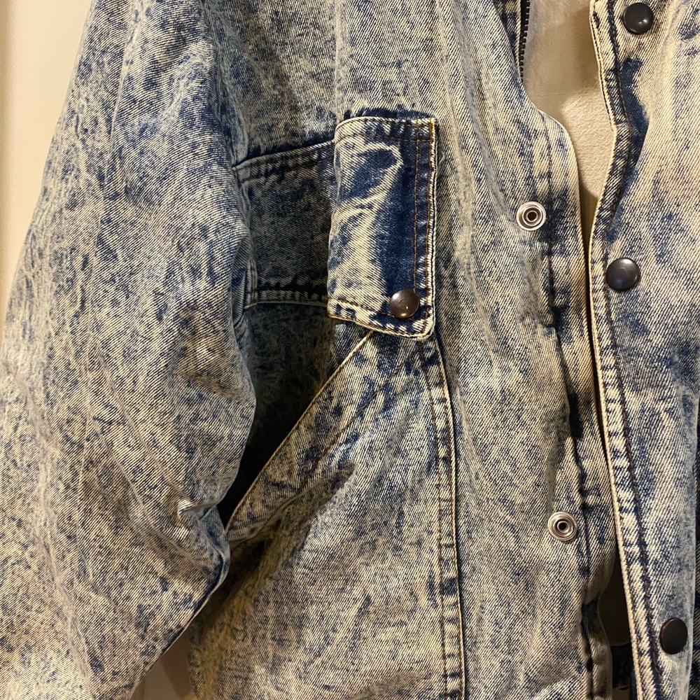 Womens denim jacket - Picture 3 of 3